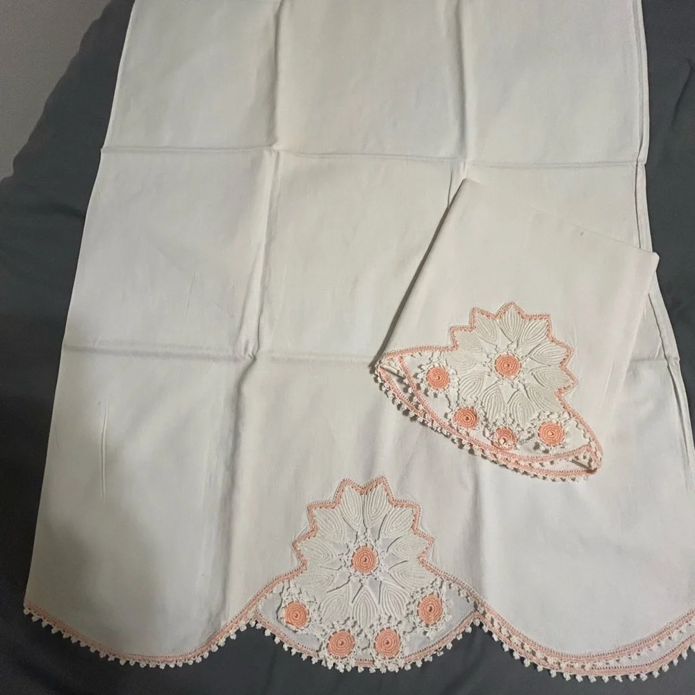 Vintage Pair of Pillowcases‎ with Peach and White Crochet Inset and Trim